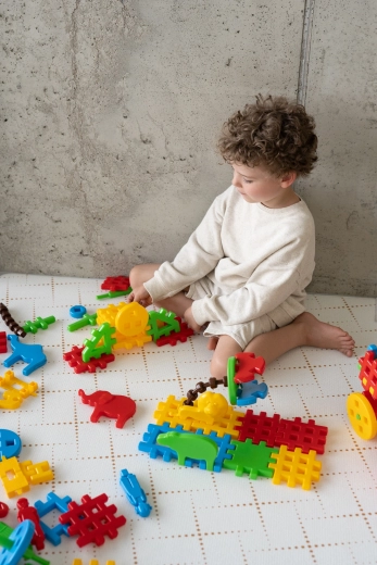 Einfaches Verbinden für kleine Hände