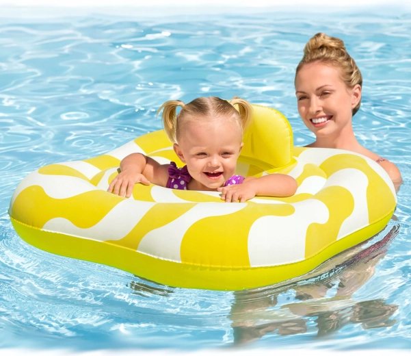 Integrierter Sitz mit Beinöffnungen