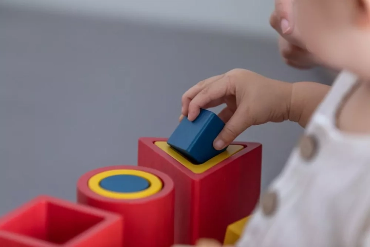 Förderung der Feinmotorik und Auge-Hand-Koordination