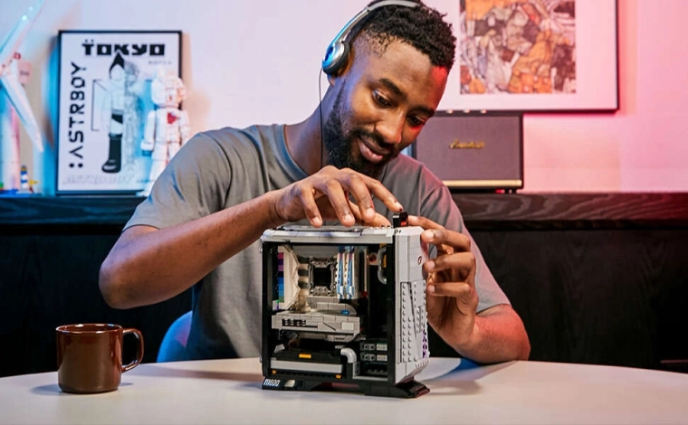 Realistische Komponenten wie in einem echten PC