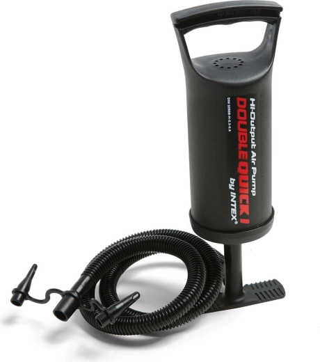 Schnelles Aufpumpen mit Kolbenpumpe