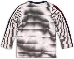 Lange Ärmel für ganztägigen Komfort