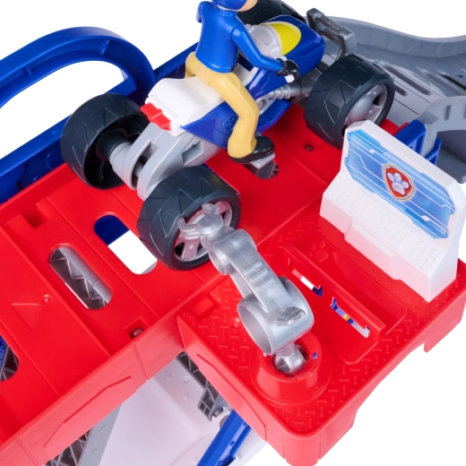 Hebebühne und Service-Station