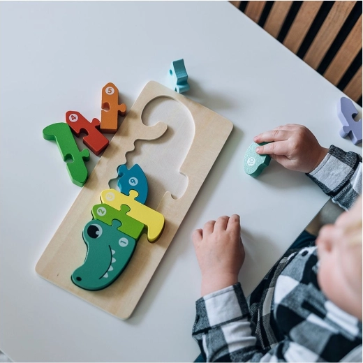 Spielerisches Lernen von Formen und Farben