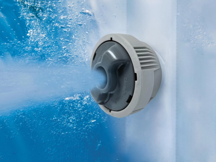 AirJet-Massagesystem mit 140 Düsen