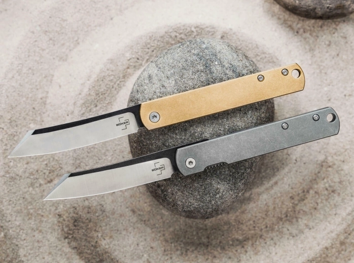 Klinge aus rostfreiem 440C-Stahl mit Flachschliff