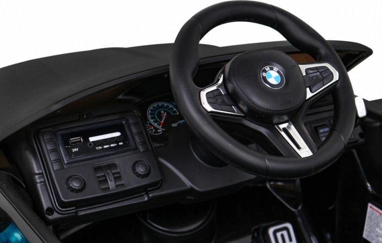 Lichter und Sounds für ein realistisches Fahrerlebnis