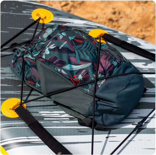 Praktische Befestigung der Ausrüstung dank Cargo-Bungee