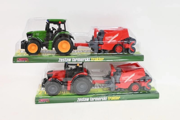 Traktor mit landwirtschaftlicher Maschine