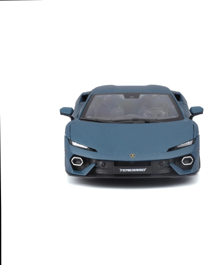 Detaillierter Innenraum und realistische Scheinwerfer