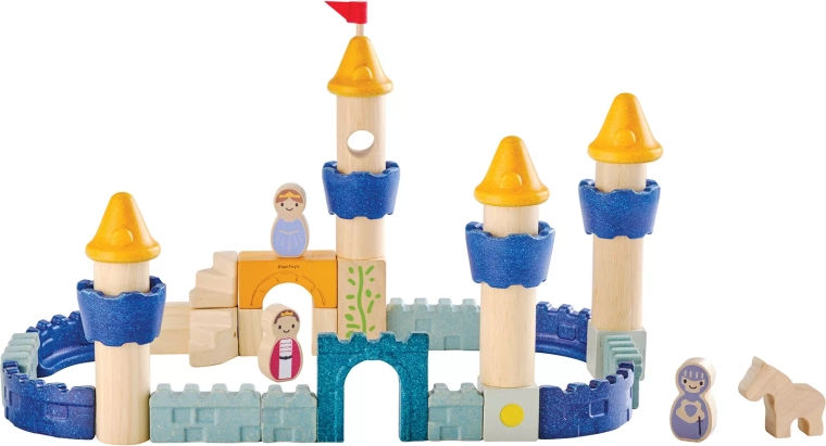 Fantasievolles Spiel mit Figuren
