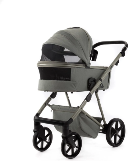 Atmungsaktive Babywanne und Schutz bei jedem Wetter