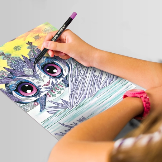 Detailreiche Illustrationen, die Spaß beim Ausmalen machen