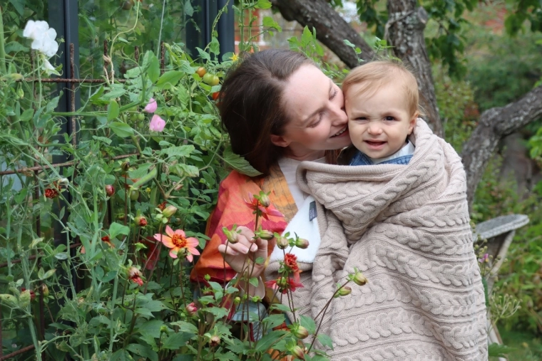Perfekt für Kinderwagen und Babybett
