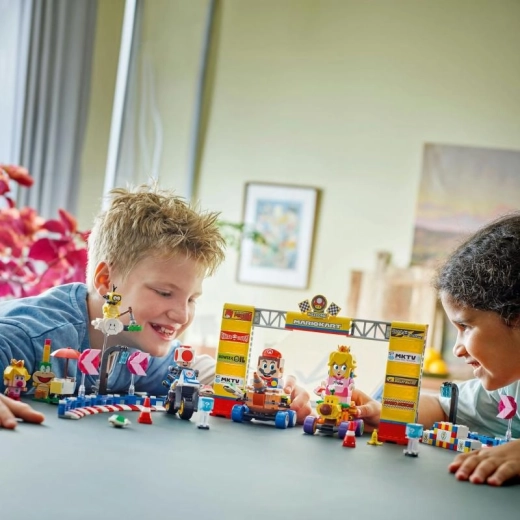 Interaktives Erlebnis mit LEGO Super Mario