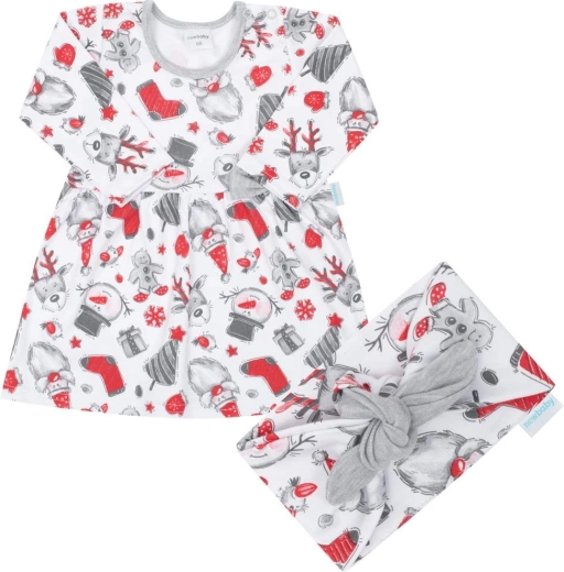 Leichtes Anziehen dank Druckknopf an der Schulter