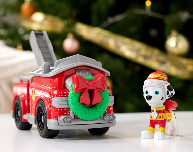 Festlicher Look und verspielte Details