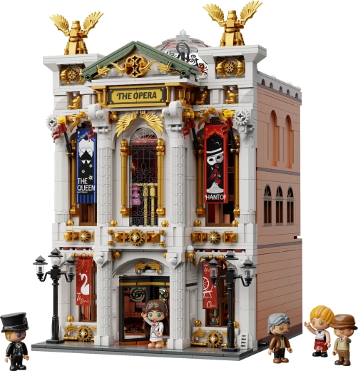 Prunkvolle Opernfassade mit reichhaltigen Details