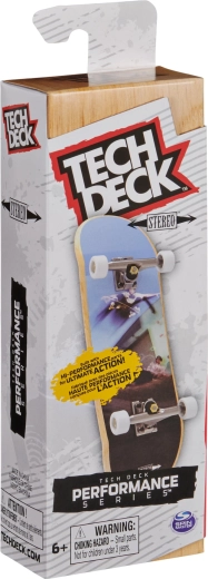 Realistisches Fahrgefühl dank Holzdeck