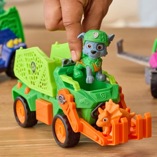 Rocky-Figur und Dinosaurier im Set