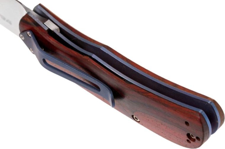 Sicherer Liner Lock und praktischer Clip