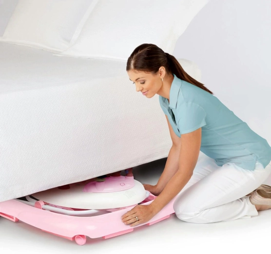 Leicht zusammenklappbar und kompakt verstaubar