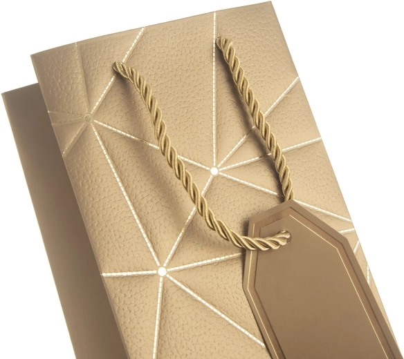 Luxuriöse Optik mit goldenem Motiv