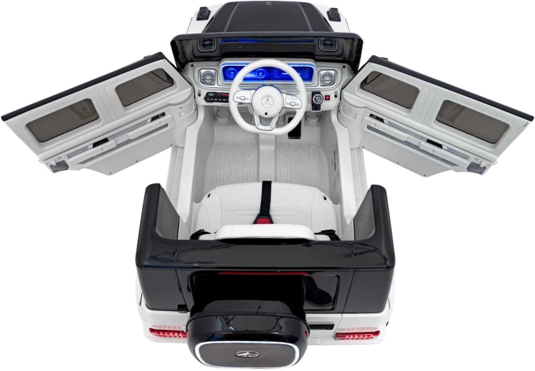 Komfortabler Innenraum mit Eco‑Leder und Gurten