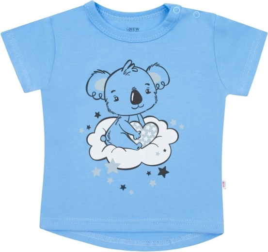 Einfaches Anziehen dank Druckknöpfen an der Schulter