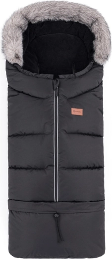 Fußsack Arctic 4v1: Wärme, Schutz und universelle Verwendung