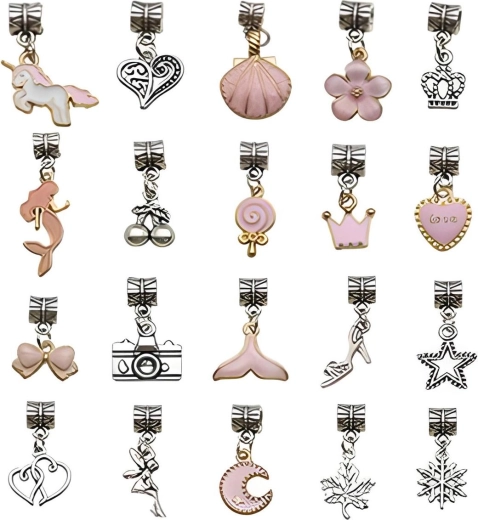 Perlen und Anhänger (Charms) in Rosatönen