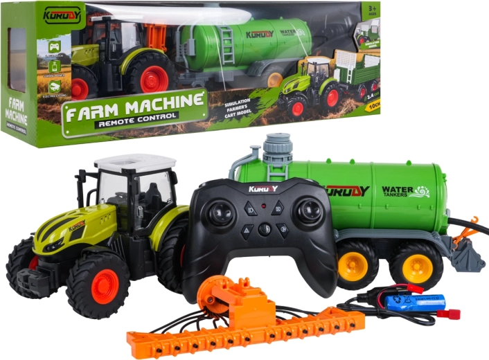 Ferngesteuerter Traktor mit Wassertank und Heuwender im Maßstab 1:24
