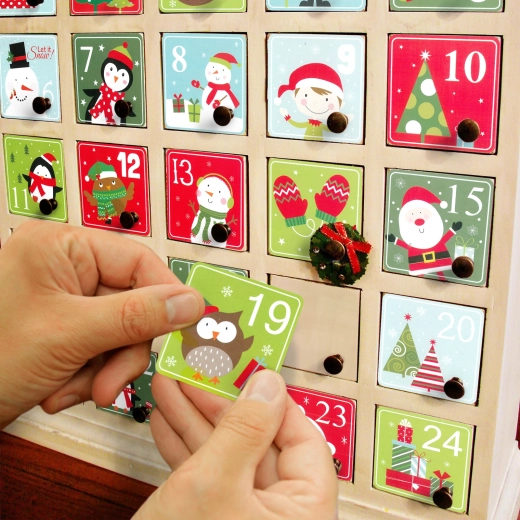 Set mit Aufklebern für einen Adventskalender