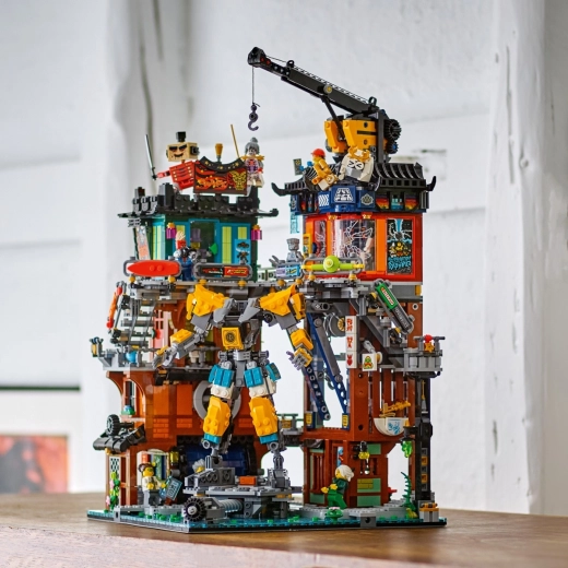Beweglicher Mech mit Anpassungsmöglichkeiten