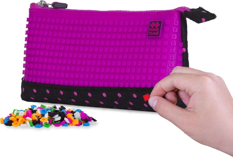 Pixie Crew großes Etui schwarz mit fuchsiafarbenem Punkt