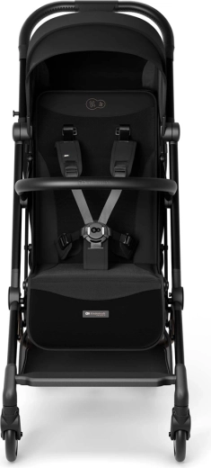 UPF 50+ Schutz und magnetische 5-Punkt-Gurte