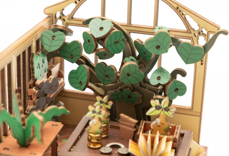 Präzise geschnittenes Holz-3D-Puzzle