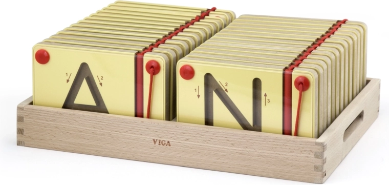 26 Tafeln zum Kennenlernen des Alphabets