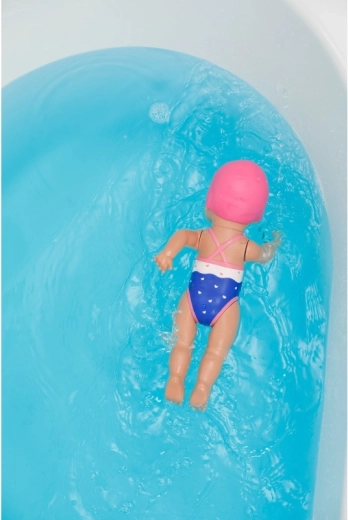 Schwimmt selbstständig über die Wasseroberfläche