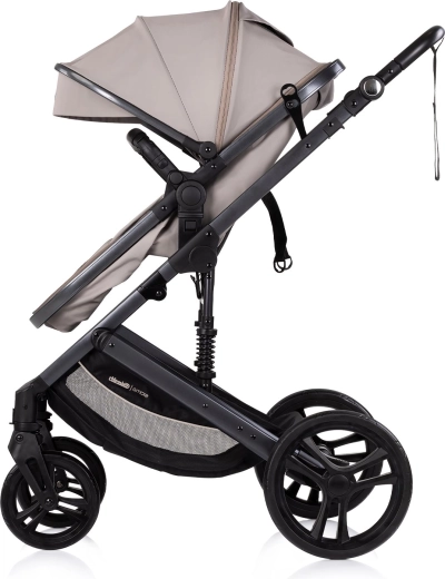 Gefederter Rahmen und große Räder