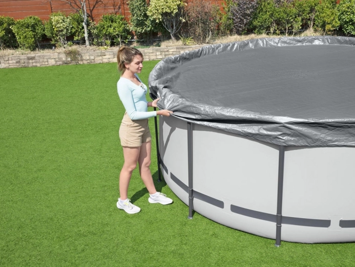 Drainagelöcher gegen Wasseransammlungen