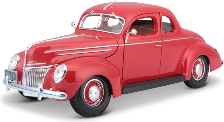 Maisto Ford Deluxe Coupé 1939 rot 1:18