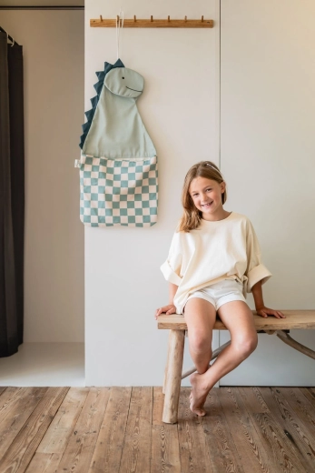Fröhliches Dino-Design fürs Kinderzimmer und Badezimmer