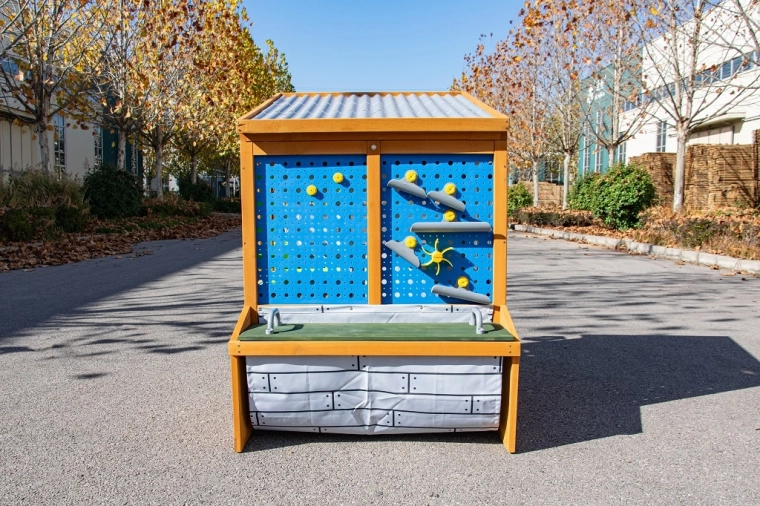 Interaktive Lochwand für endlose Kreativität