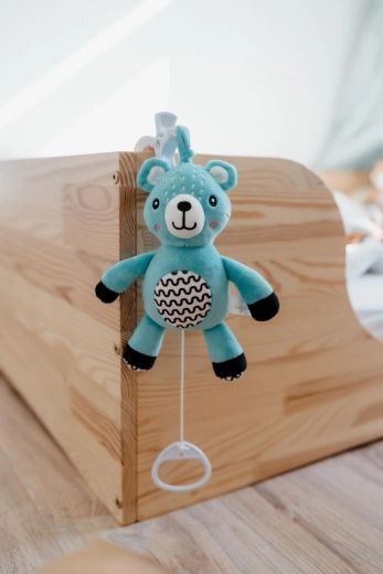 Weicher Plüsch und kontrastreiche Muster