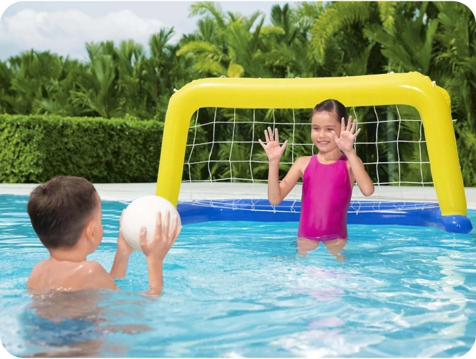 Schwimmendes Tor für Wasserspiele