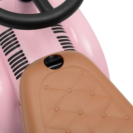 Lenkrad mit Hupe und begrenztem Lenkeinschlag