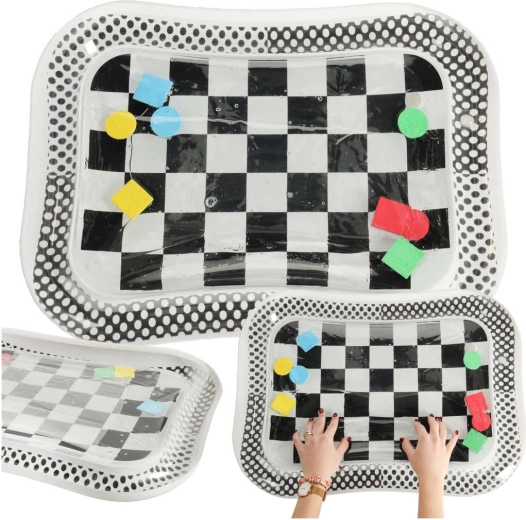 Kontrastreiches Wasser-Spielzeug für Kinder - Schwarzweißes Schachbrett 65x50 cm