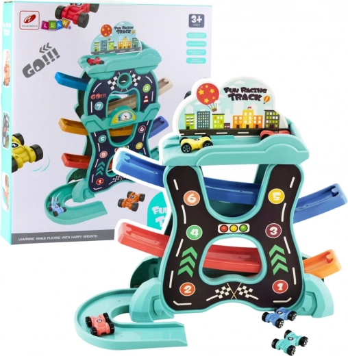 Lern-Autorennbahn mit Abfahrten auf drei Ebenen