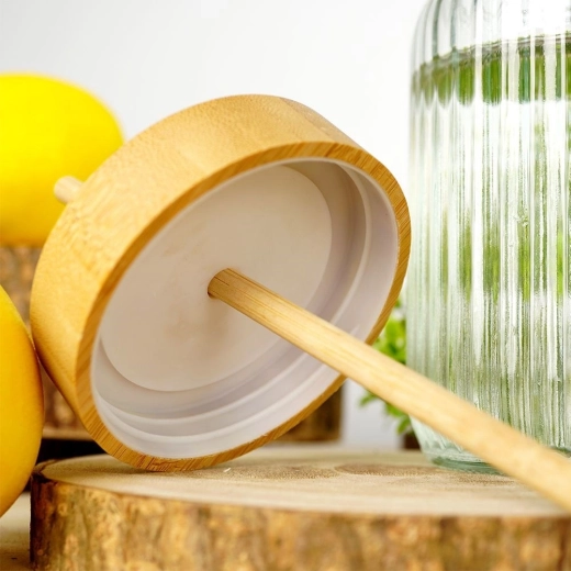 Umweltfreundlicher Deckel und Trinkhalm aus Bambus